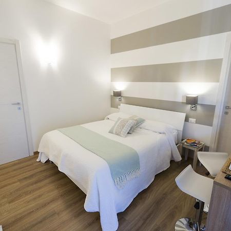 Suite Simonetta Sarzana Exteriér fotografie
