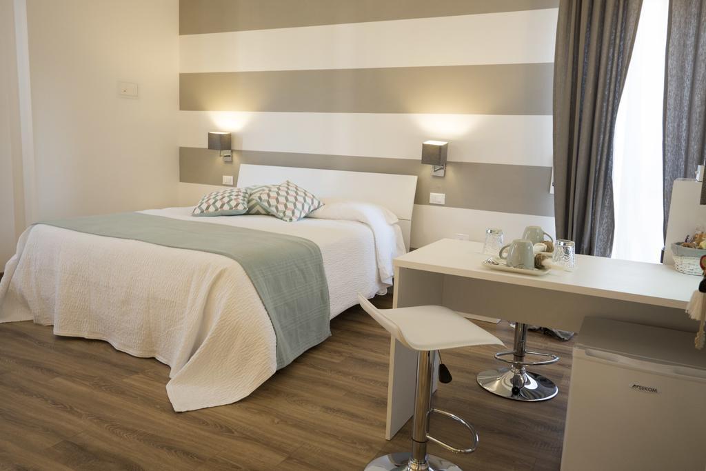 Suite Simonetta Sarzana Exteriér fotografie