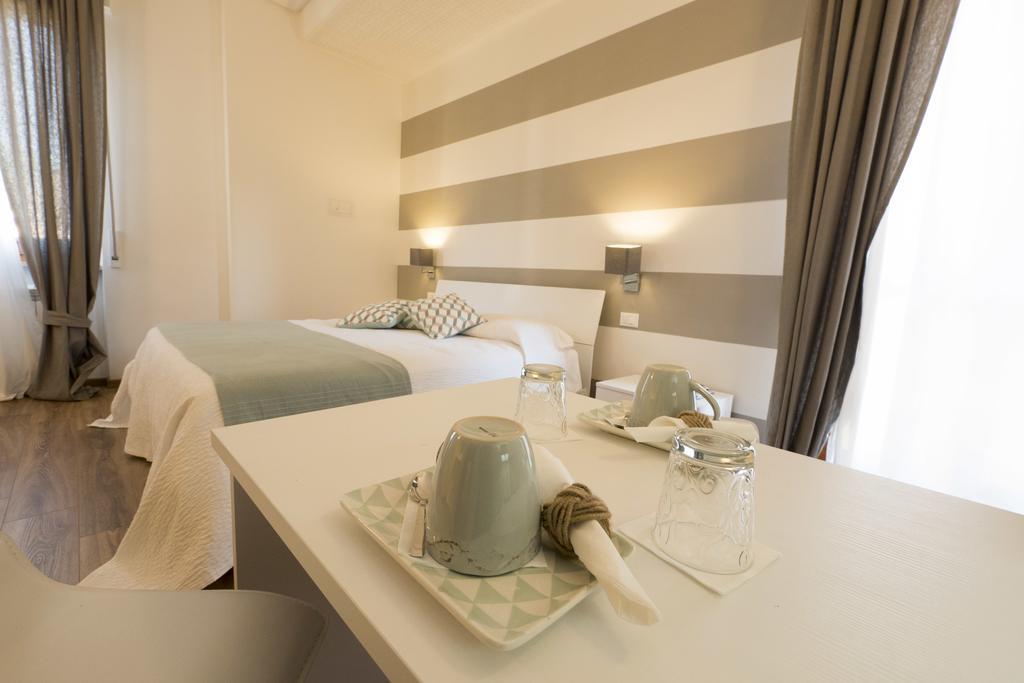 Suite Simonetta Sarzana Exteriér fotografie